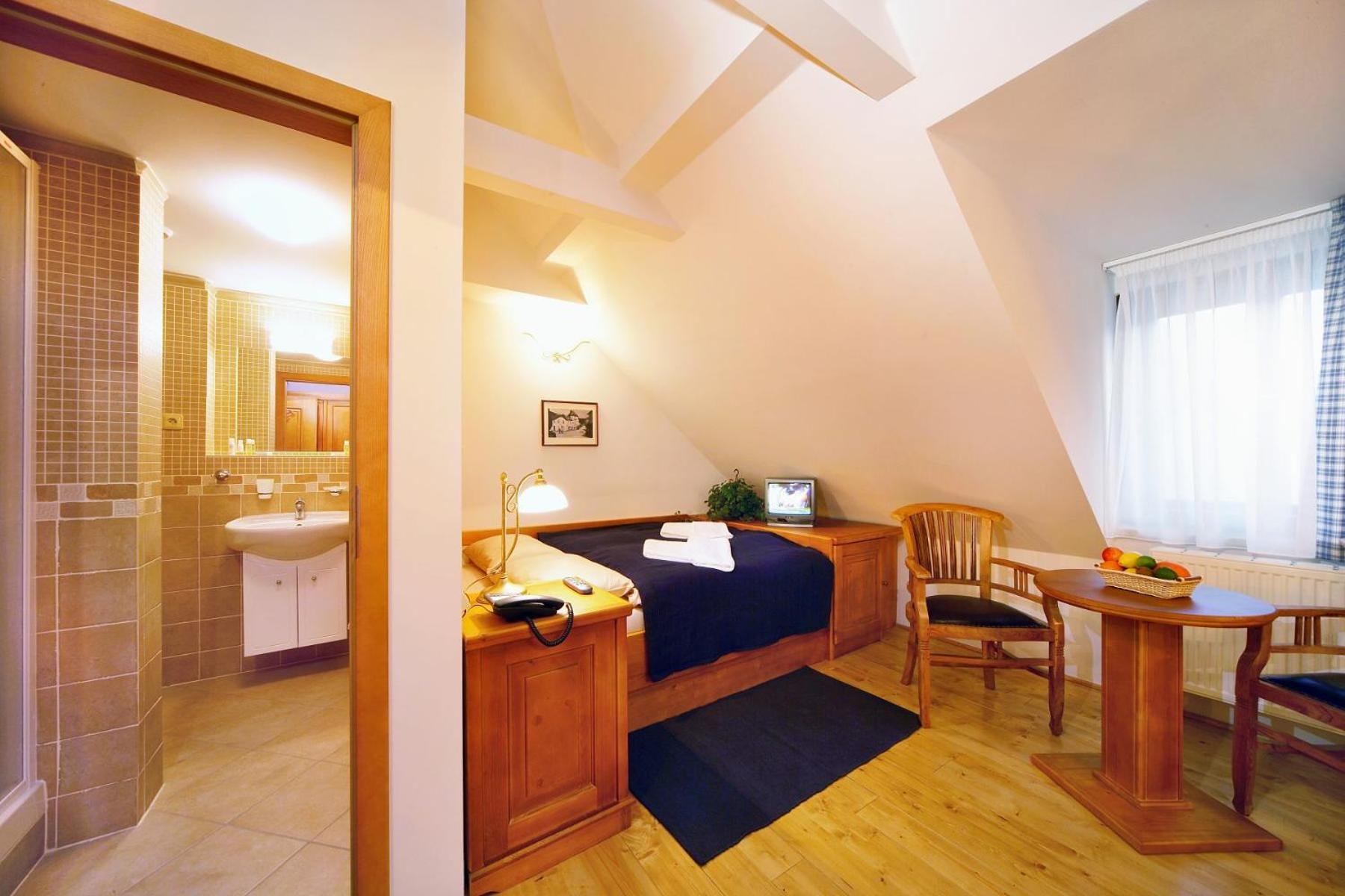 Hotel Pizzeria Belmonte Špindlerŭv Mlýn Luaran gambar